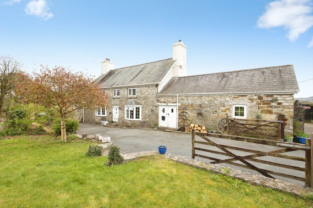 Property photo 1 of 34 Pbox-Img.Jpg