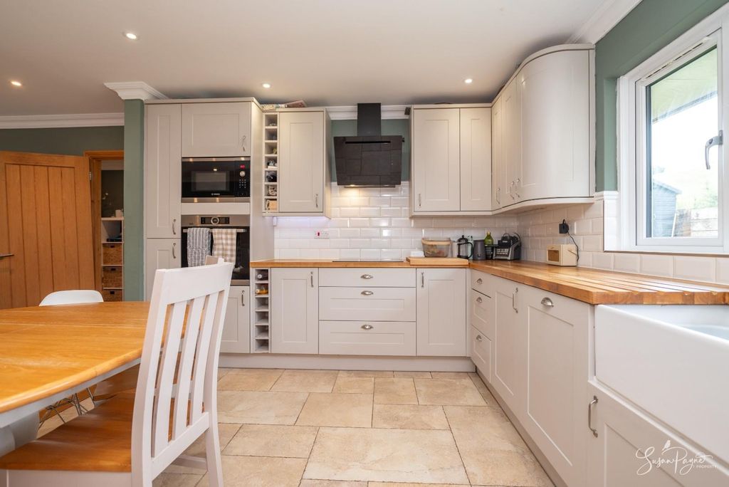 Property photo 3 of 30 Open Plan Living Area