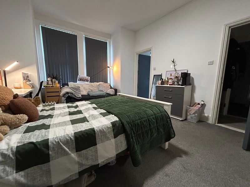 Property photo 2 of 3 Photo 5