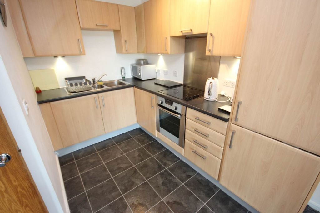 Property photo 3 of 7