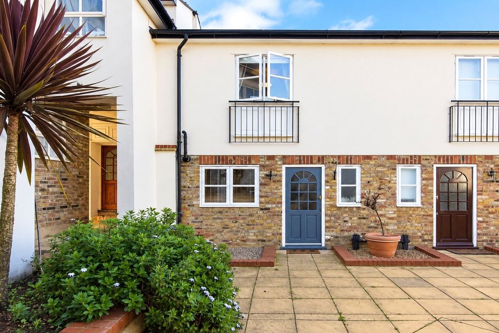 Property photo 1 of 8 Picture No. 06