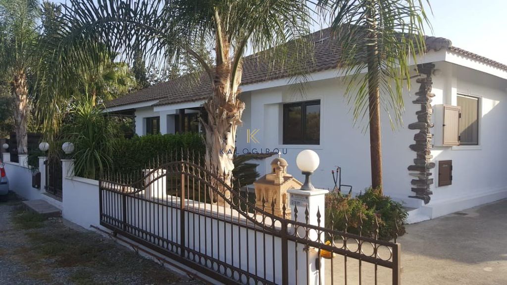 Property photo 1 of 23