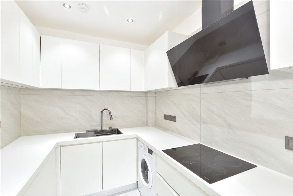 Property photo 2 of 15 Kitchen