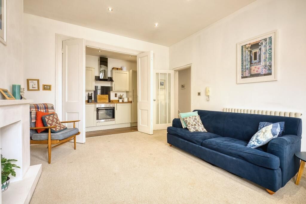 Property photo 3 of 7