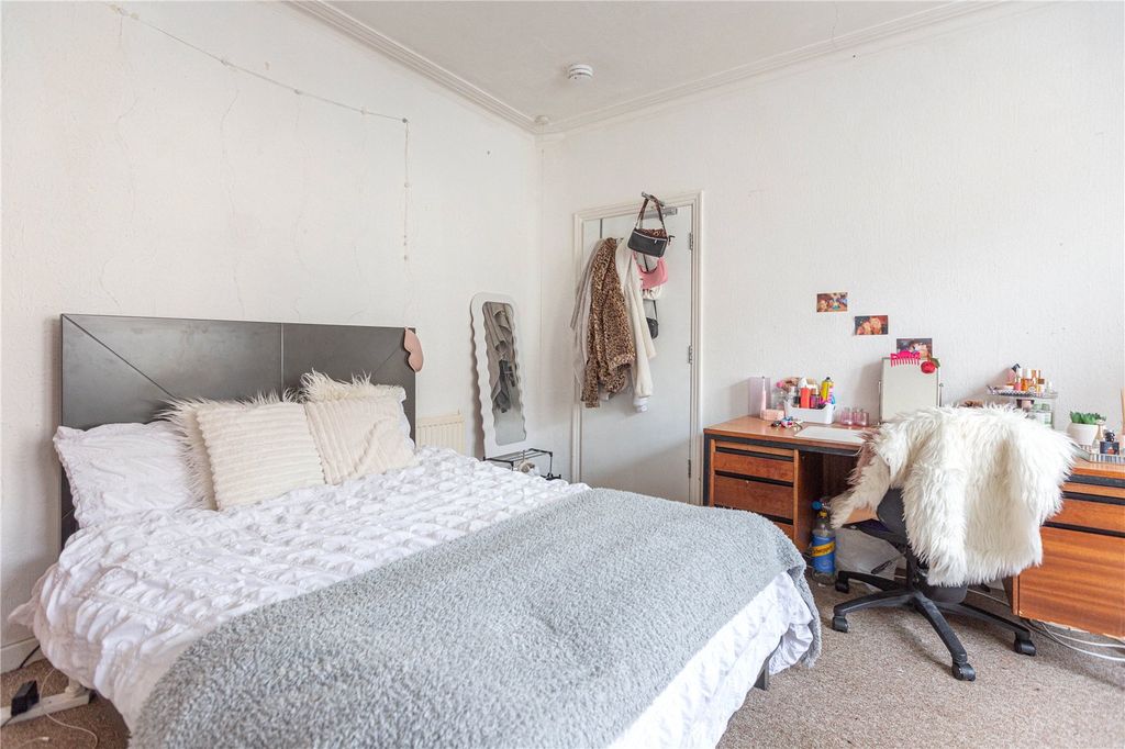 Property photo 3 of 23 Picture No. 23