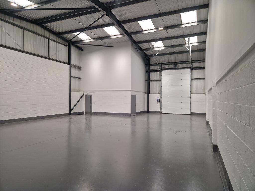 Property photo 3 of 7 Photo 4