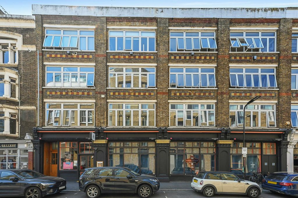 Property photo 1 of 4 Ol-Bc-100Leonardstreet-18.Jpg