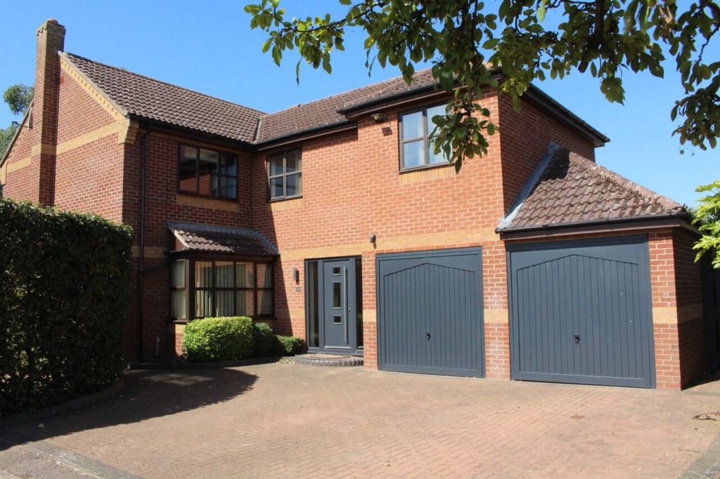 Property photo 1 of 10