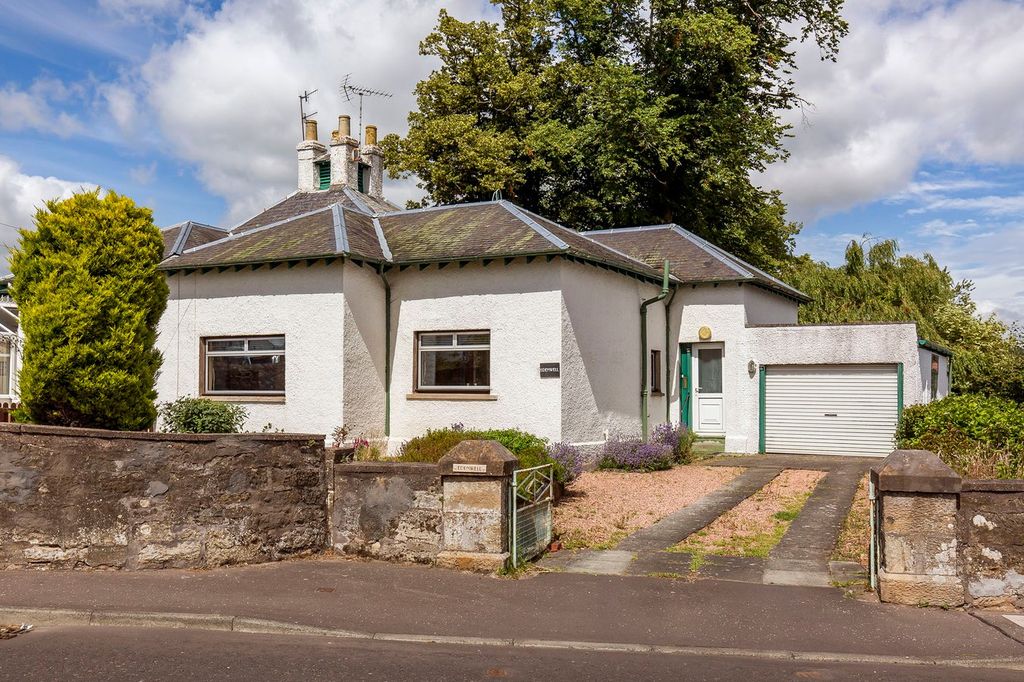 Property photo 1 of 15