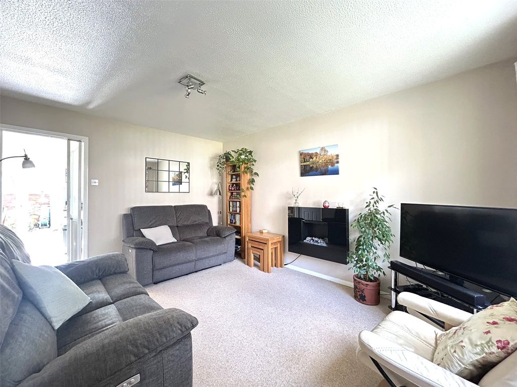 Property photo 3 of 16 Picture No. 05