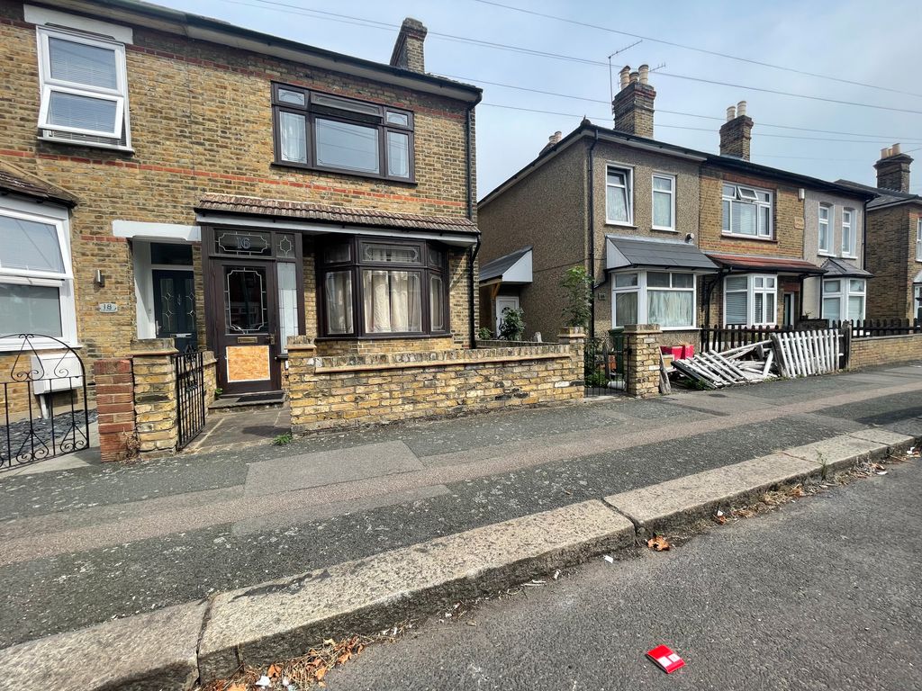 Property photo 1 of 15
