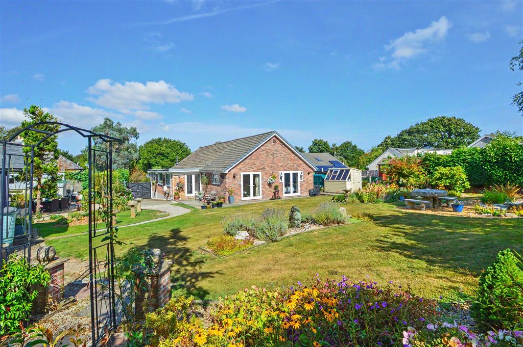 Property photo 1 of 21 The Orchard