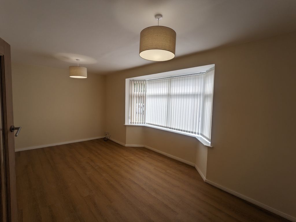 Property photo 2 of 12 Photo 1