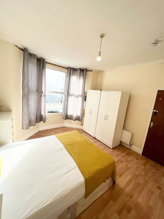 Property photo 2 of 4
