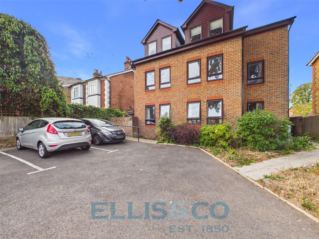 Property photo 1 of 12 Picture No. 05