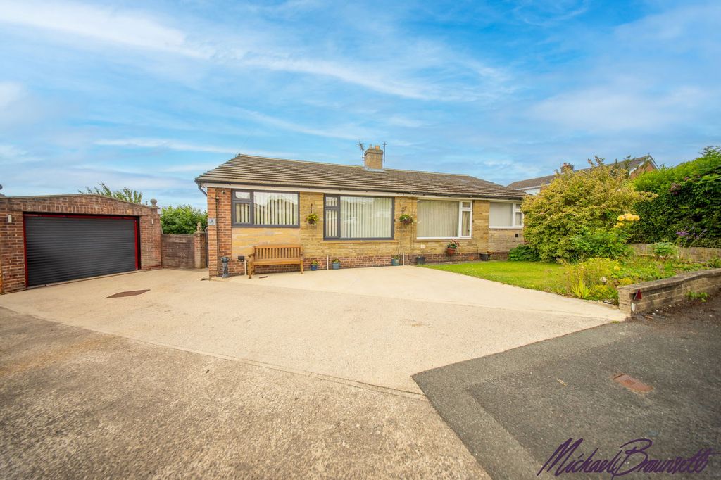 Property photo 1 of 25
