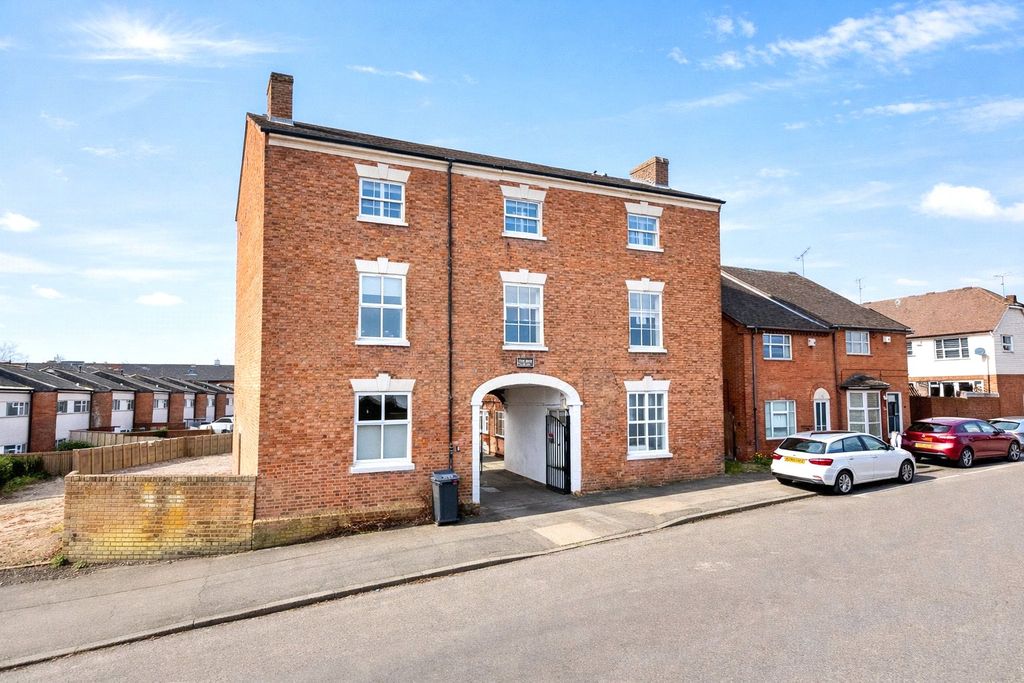 Property photo 1 of 10 Picture No. 01
