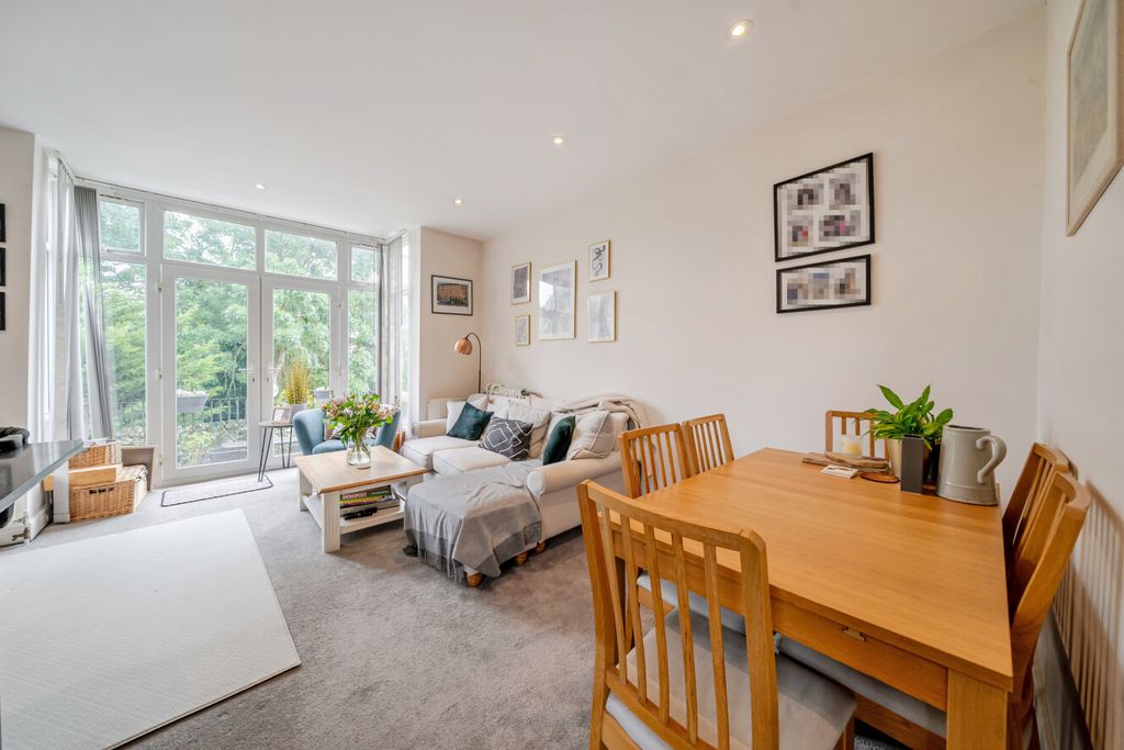 Property photo 1 of 10 1472942-14-6A26B3...