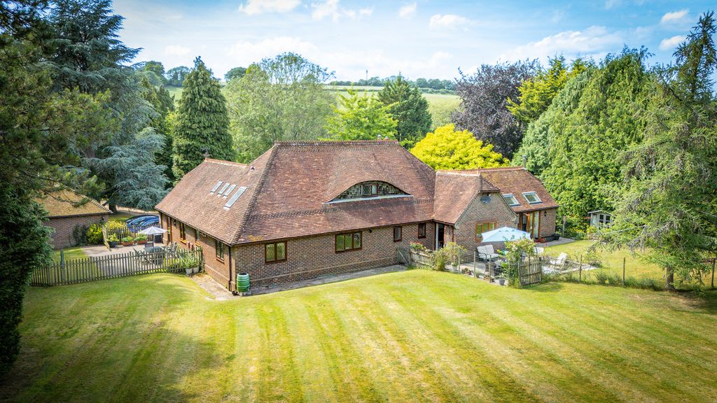 Property photo 1 of 33