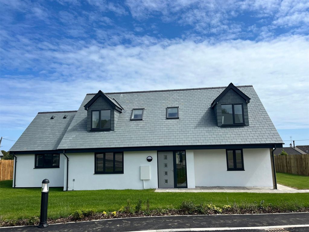 Property photo 1 of 13 Plot 7 Parc Halligey