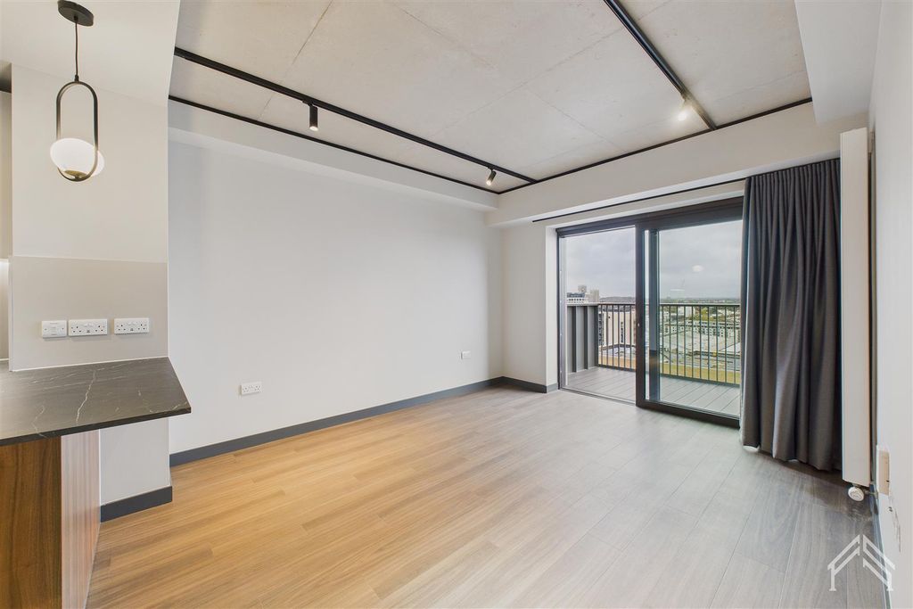 Property photo 2 of 18 2.Jpg