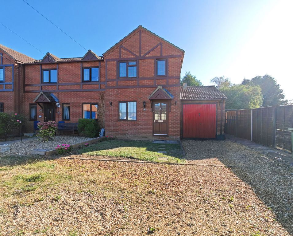 Property photo 2 of 20