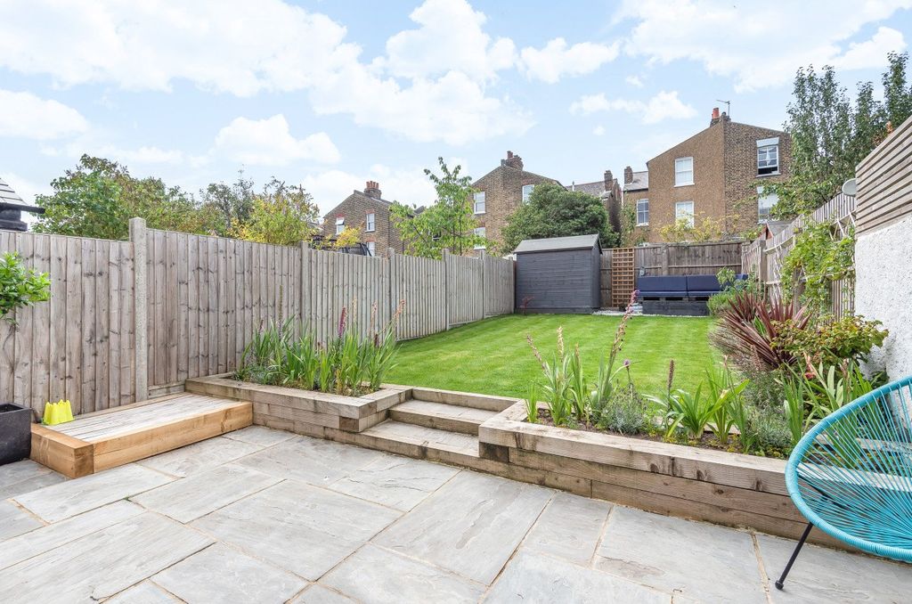 Property photo 2 of 14 Picture No. 20