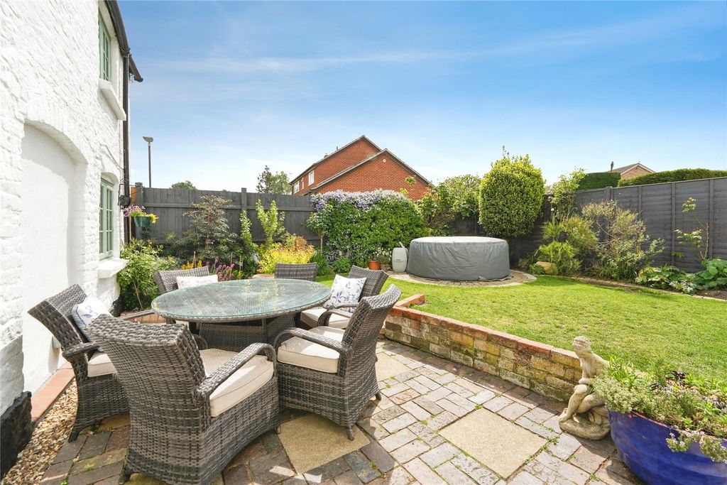 Property photo 2 of 15 Picture No. 04