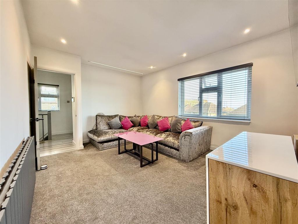 Property photo 2 of 27 Reception Room