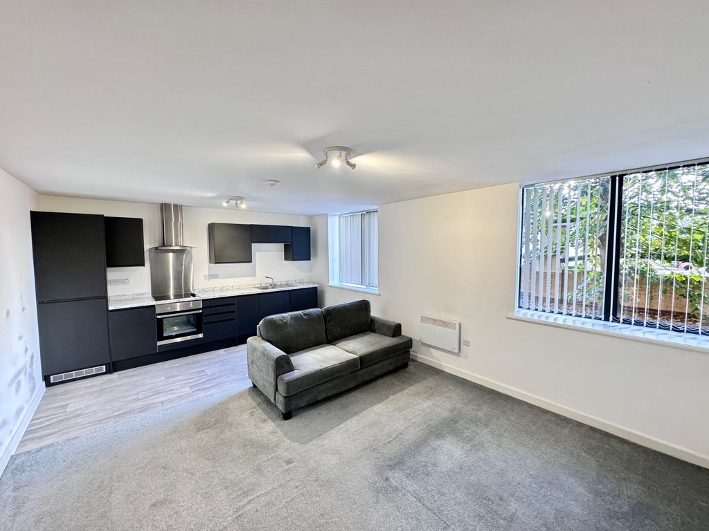 Property photo 2 of 9