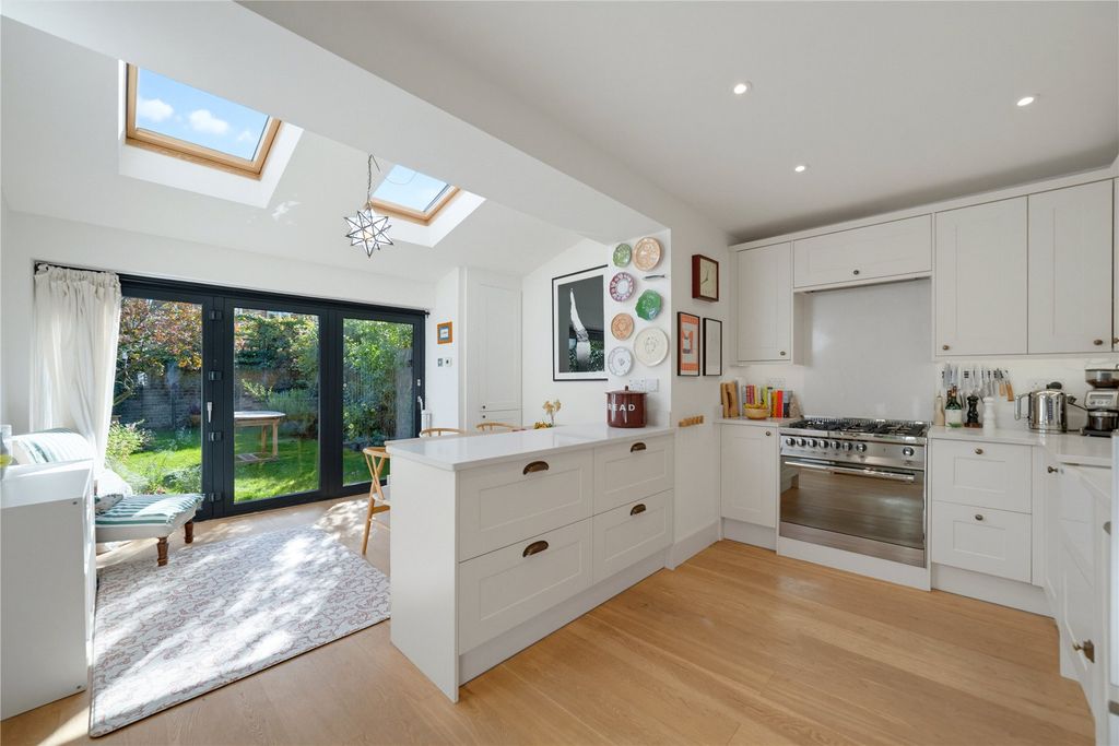 Property photo 3 of 11 Picture No. 45