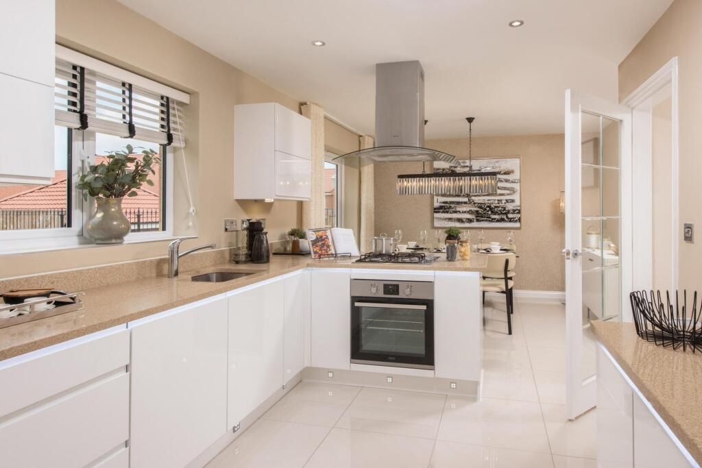 Property photo 3 of 12 Kitchen Diner.Jpeg