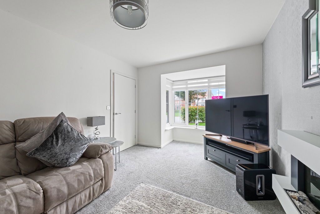 Property photo 3 of 25