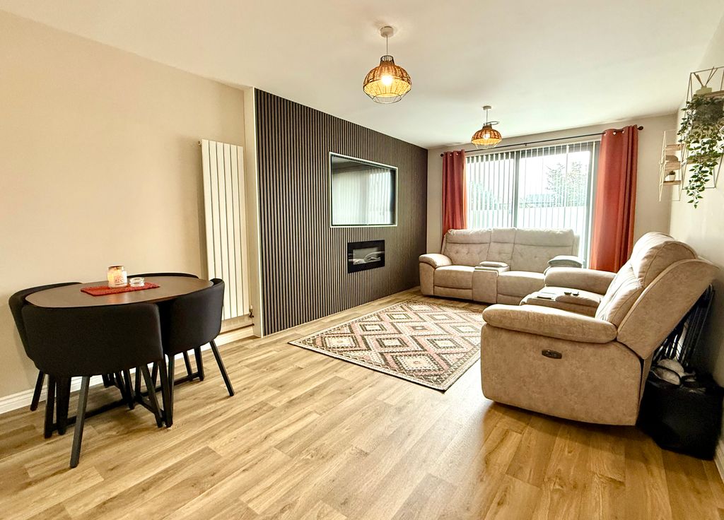 Property photo 2 of 9 Img_1337