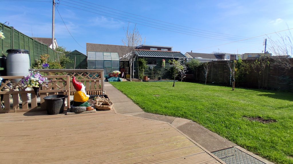 Property photo 2 of 12 20260321_120441