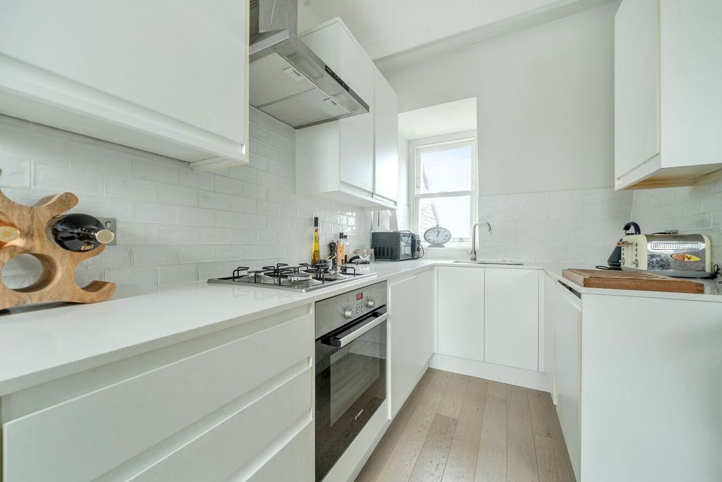 Property photo 2 of 19 Picture No. 06