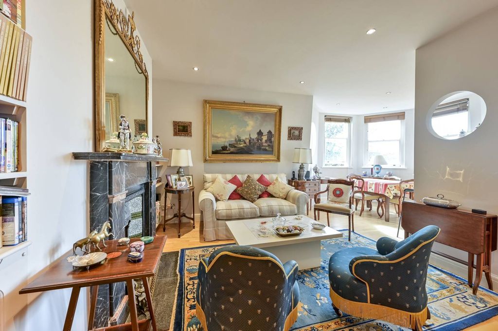 Property photo 2 of 14