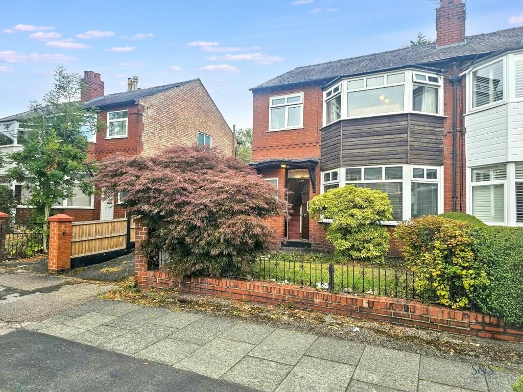 Property photo 2 of 24