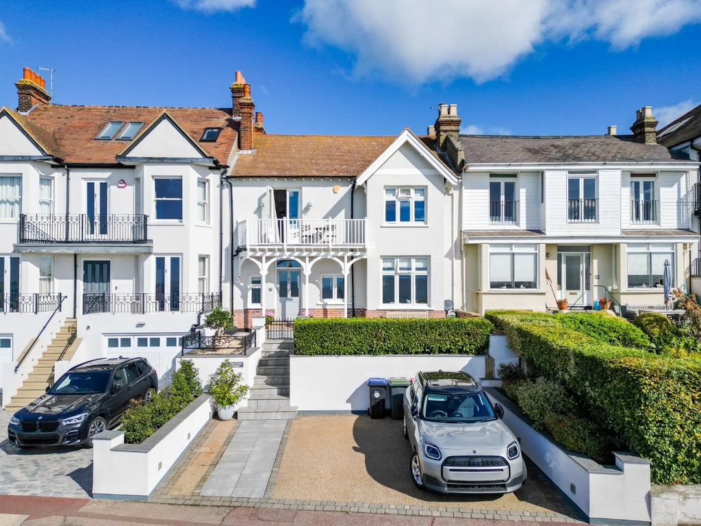 Property photo 1 of 57