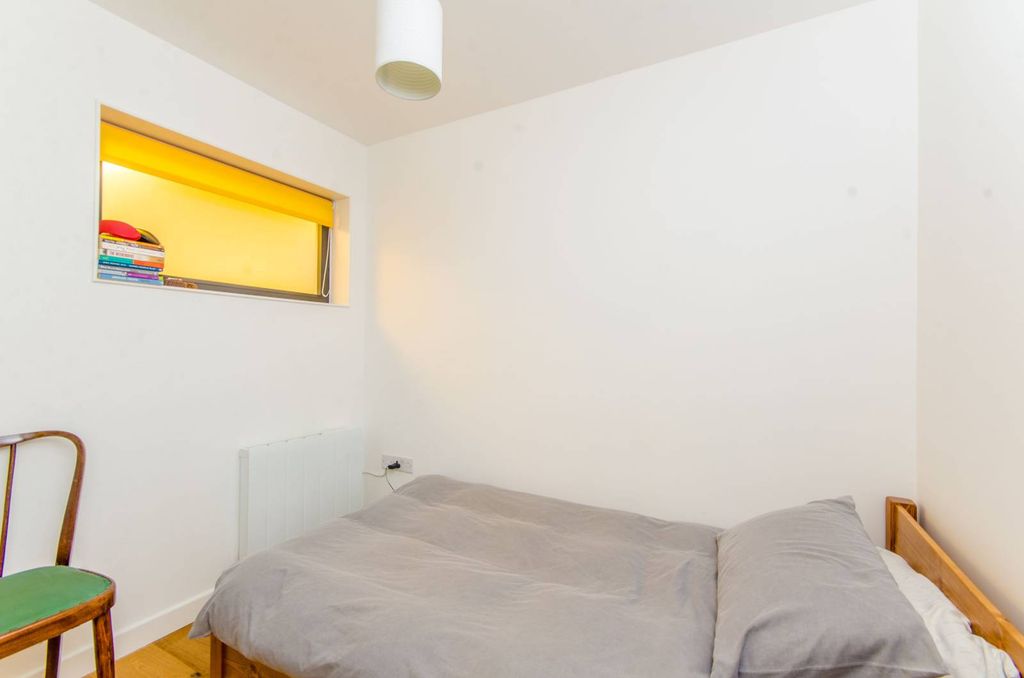 Property photo 3 of 4