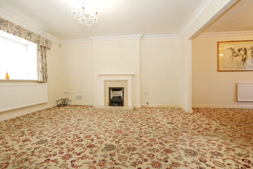 Property photo 3 of 20 4504922