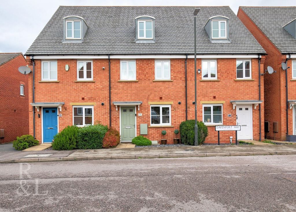Property photo 1 of 20 Davenport (1).Jpg