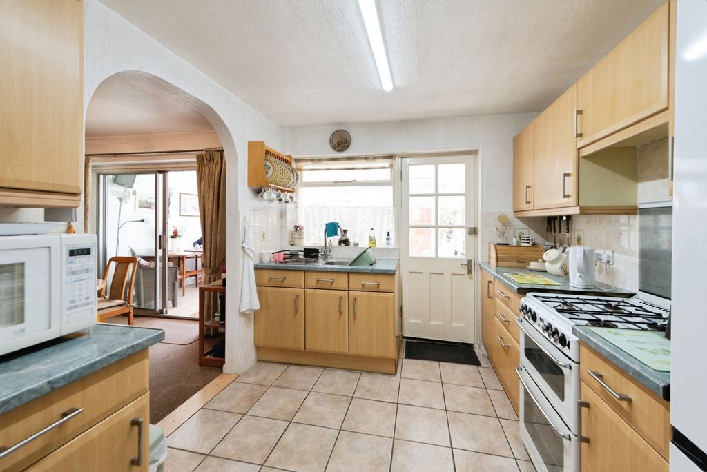 Property photo 2 of 19 Pbox-Img.Jpg