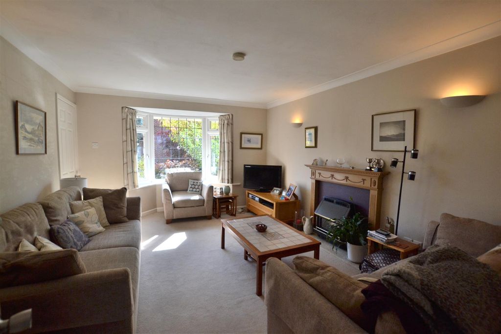 Property photo 2 of 20 Living Room 1.Jpg