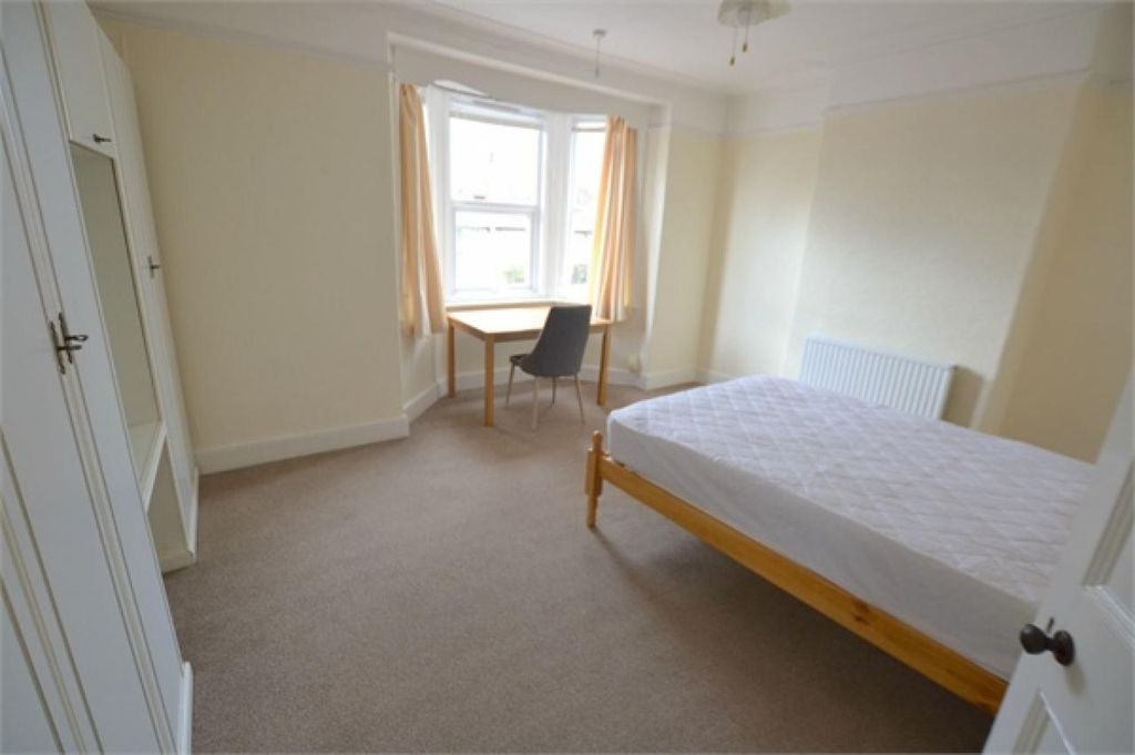 Additional image 6 of 4 bed terraced house to rentBarrack Road, St. Leonards, Exeter EX2