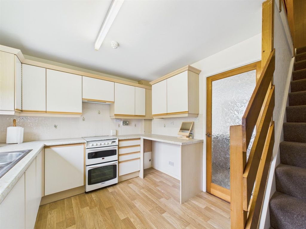 Property photo 3 of 16 Cam01486G0-Pr0902-Still002.Jpg