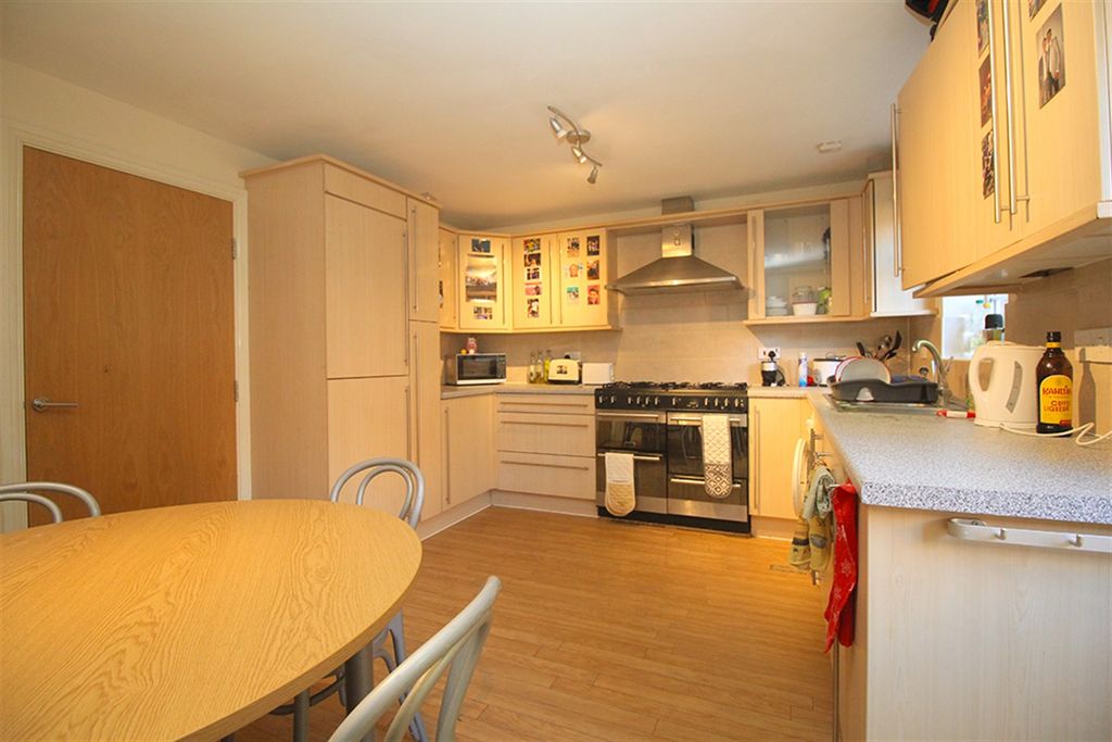 Property photo 1 of 29 Kitchen Diner