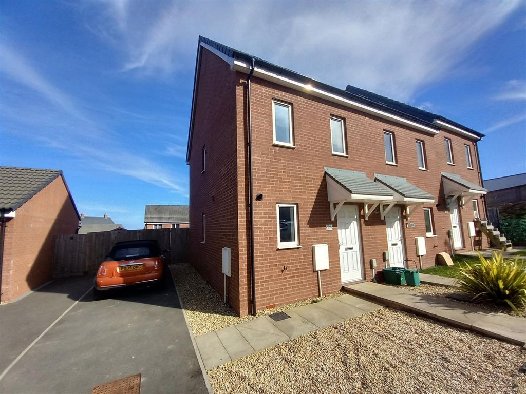 Property photo 1 of 10 29 Pin Rd Front Elev.Jpg