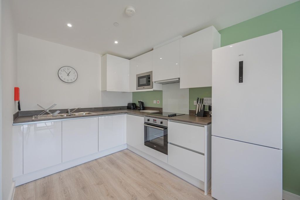 Property photo 1 of 14 Image