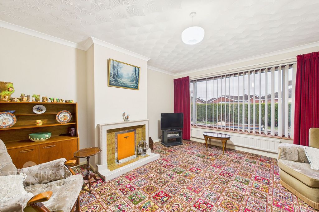 Property photo 2 of 22